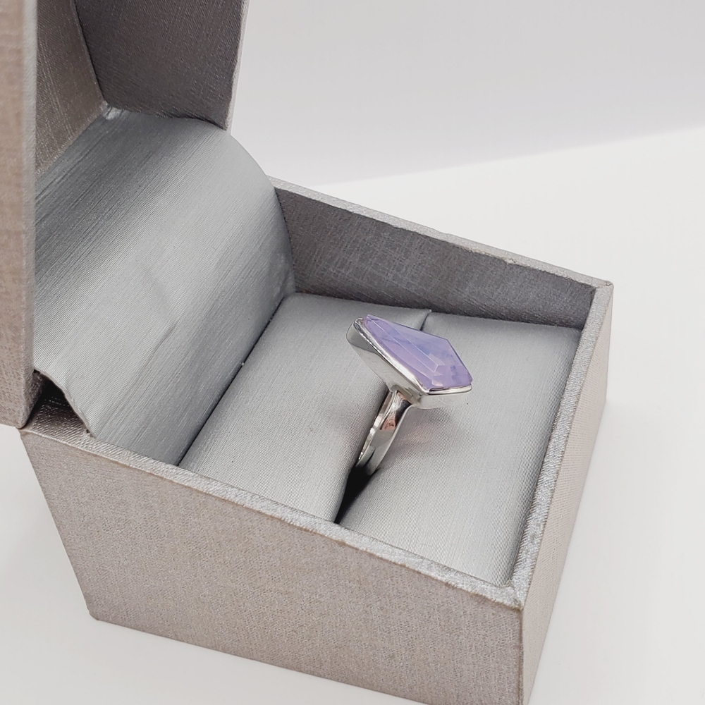 Silver Purple Lavendar Gemstone Ring - Picture 2 of 8